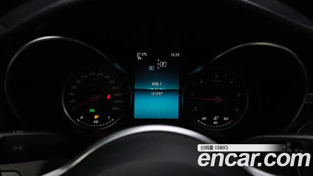 Mercedes-Benz C-Class 2019 thumb 3