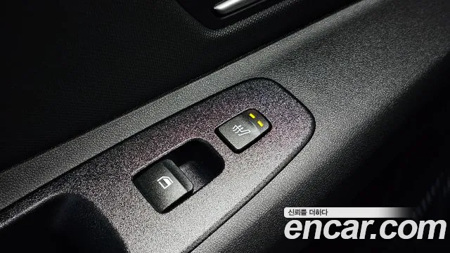 Hyundai Elantra 2020 thumb 7