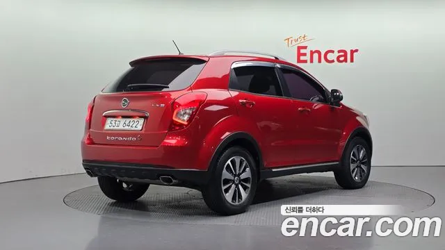 KGM Korando 2013 thumb 12