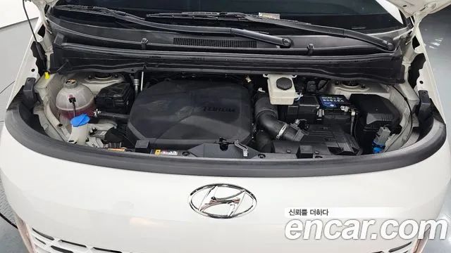 Hyundai Staria 2021 thumb 4