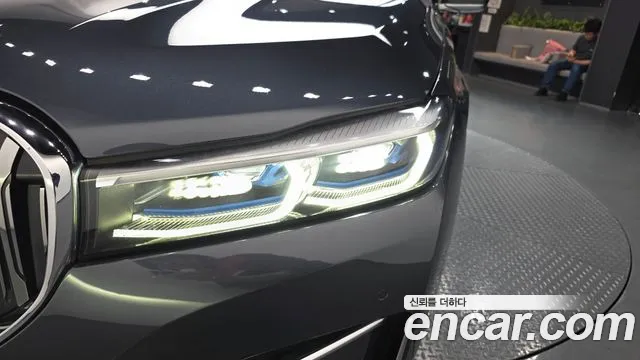 BMW 7 серии 2019 thumb 4