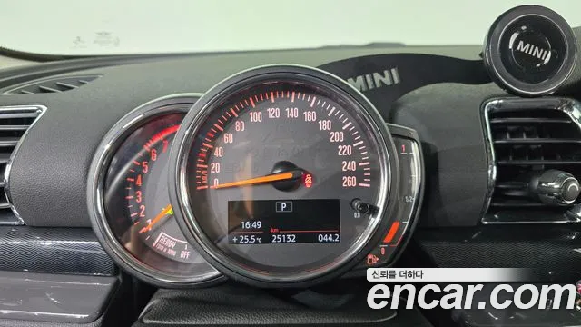 Mini Cooper Clubman 2020 thumb 2