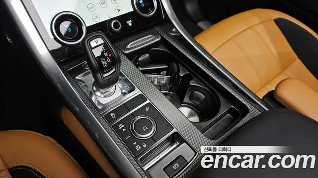 Land Rover Range Rover Sport 2019 thumb 8