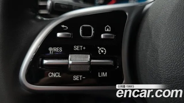 Mercedes-Benz E-Класс 2019 thumb 10