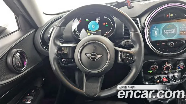Mini Cooper Clubman 2021 thumb 9