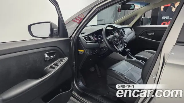 Kia Carens 2013 thumb 3