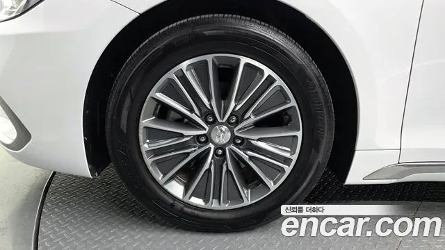 Hyundai Grandeur 2018 thumb 5