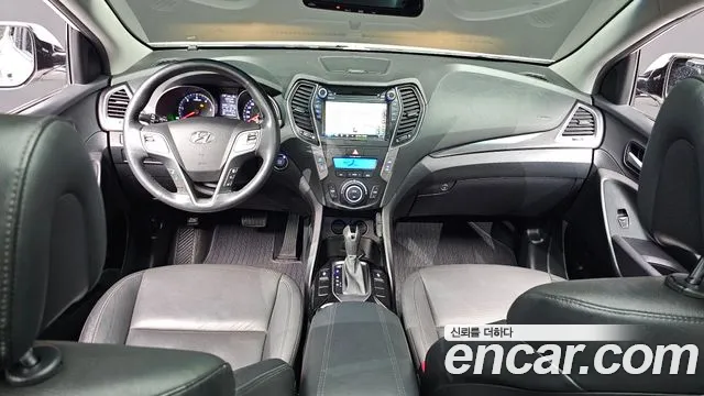 Hyundai Санта Фе 2014 thumb 11