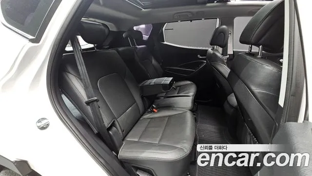 Hyundai Санта Фе 2014 thumb 10
