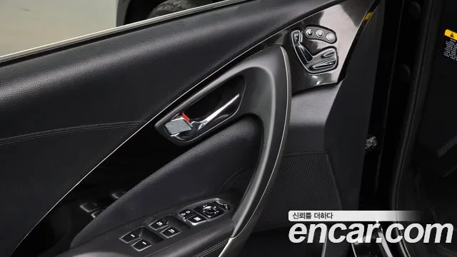 Hyundai Grandeur 2015 thumb 4