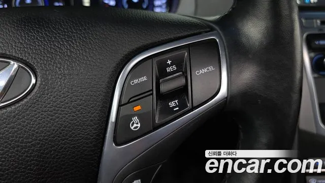 Hyundai Grandeur 2015 thumb 5
