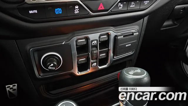 Jeep Wrangler 2021 thumb 10