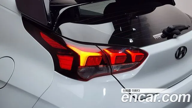 Hyundai Veloster 2018 thumb 5