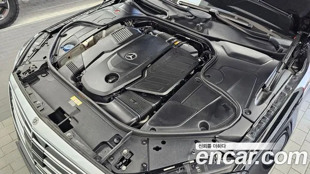 Mercedes-Benz S-Class 2018 thumb 4