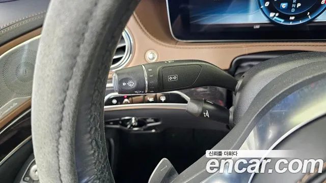 Mercedes-Benz S-Class 2018 thumb 9