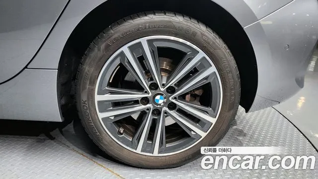 BMW 1 серии 2022 thumb 3
