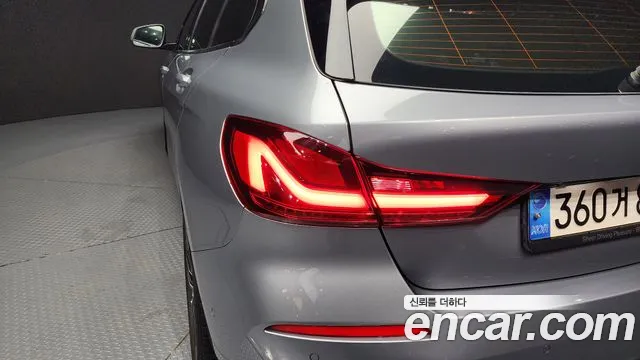 BMW 1 серии 2022 thumb 12