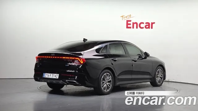 Kia Hybrid 2020 thumb 3