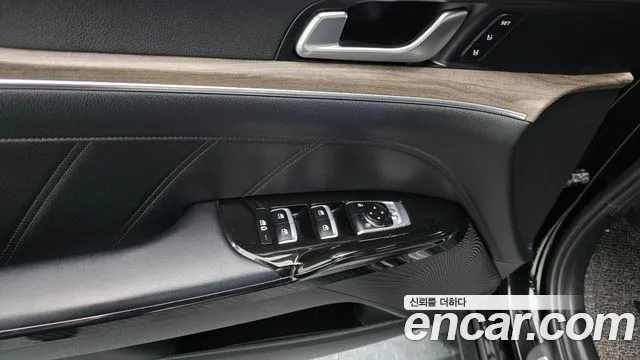 Kia Hybrid 2020 thumb 7