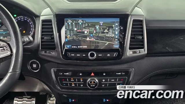KGM Rexton 2021 thumb 2
