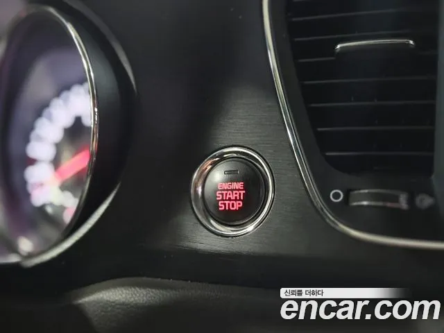 Kia Carnival 2015 thumb 7