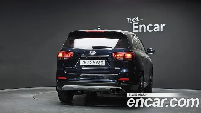 Kia Sorento 2017 thumb 11