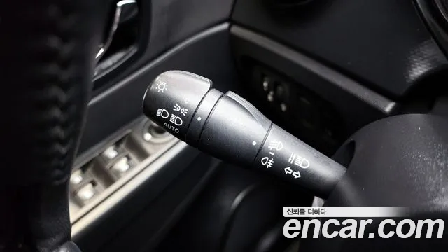 Renault QM3 2015 thumb 2