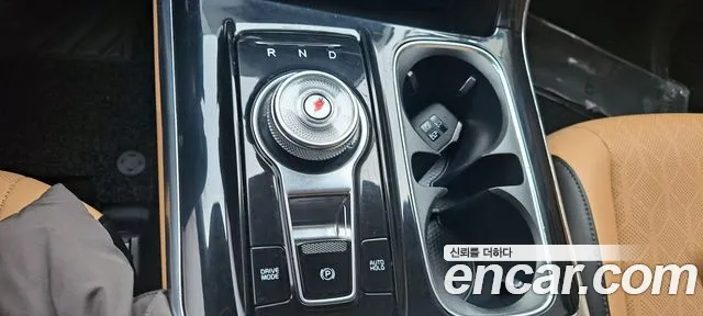 Kia Carnival 2021 thumb 2