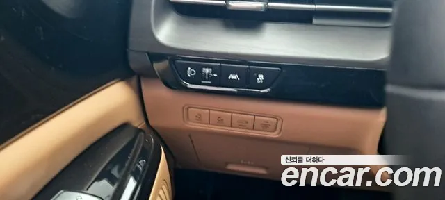 Kia Carnival 2021 thumb 11
