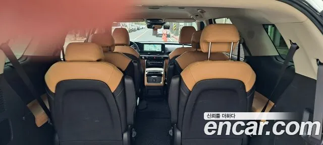 Kia Carnival 2021 thumb 12
