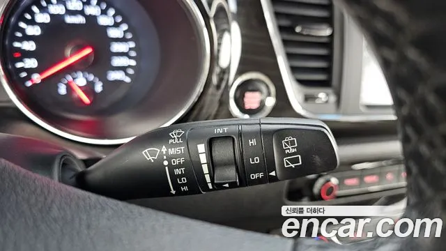 Kia Carnival 2019 thumb 9