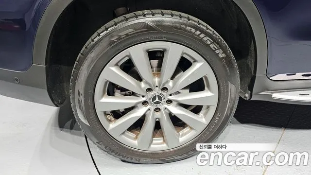 Mercedes-Benz GLC 2018 thumb 9