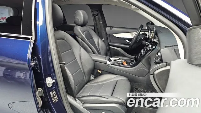 Mercedes-Benz GLC 2018 thumb 5