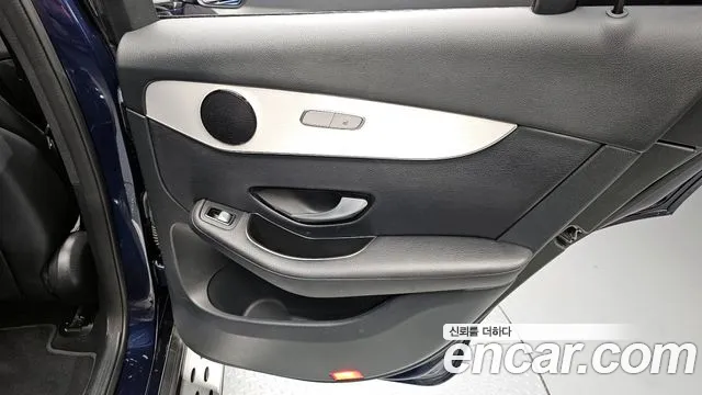 Mercedes-Benz GLC 2018 thumb 2