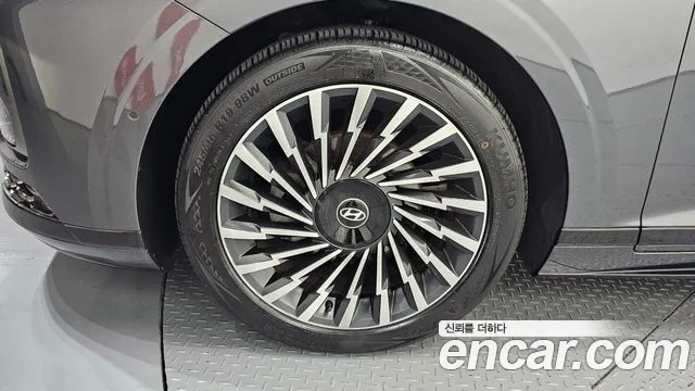 Hyundai Grandeur Hybrid 2024 thumb 3