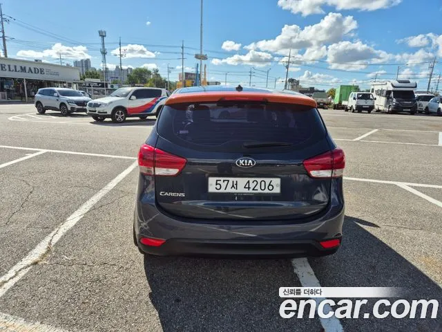 Kia Carens 2014 thumb 6