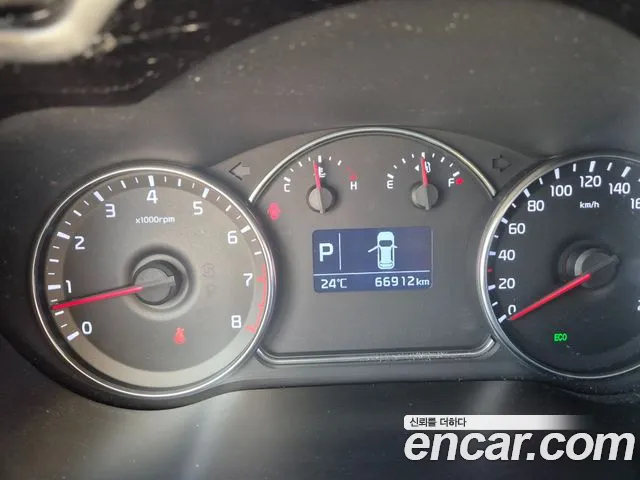 Kia Carens 2014 thumb 2