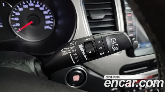 Kia Carens 2013 thumb 6