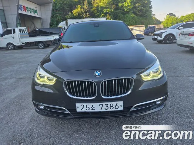 BMW 5 серии Gran Turismo 2017 thumb 9