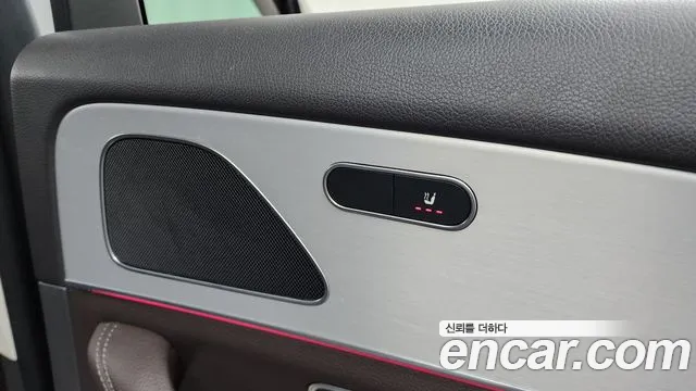 Mercedes-Benz E-Класс 2020 thumb 4