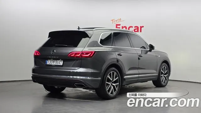Volkswagen Touareg 2023 thumb 8