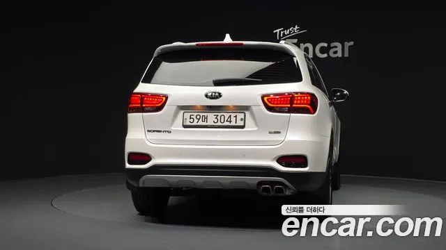Kia Sorento 2017 thumb 8