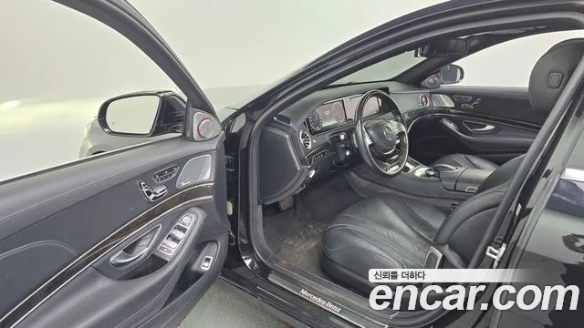 Mercedes-Benz S-Class 2016 thumb 4