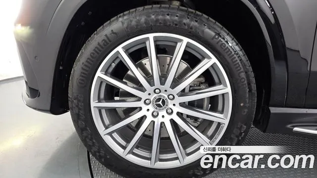 Mercedes-Benz GLS 2025 thumb 4