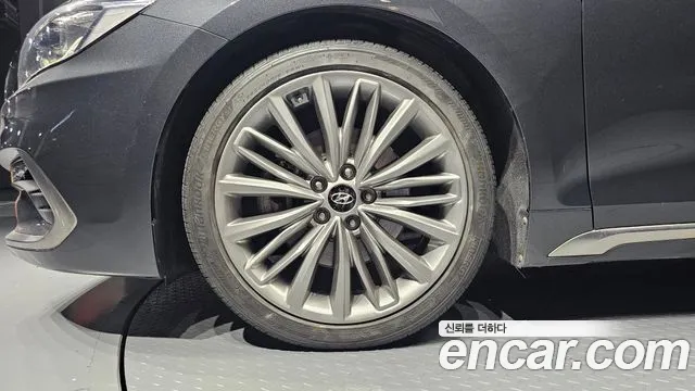Hyundai Grandeur 2017 thumb 12