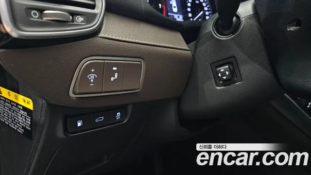Hyundai Grandeur 2017 thumb 10