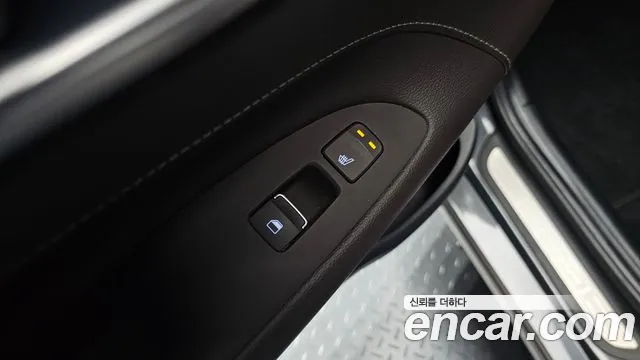 Hyundai Grandeur 2017 thumb 11