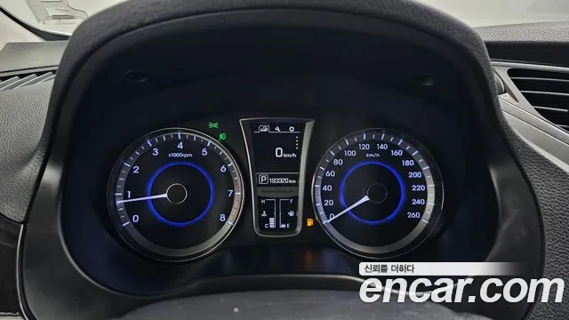 Hyundai Grandeur 2015 thumb 4