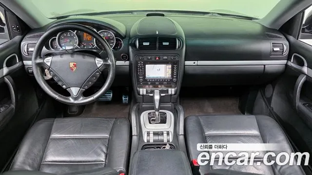 Porsche Cayenne 2005 thumb 4