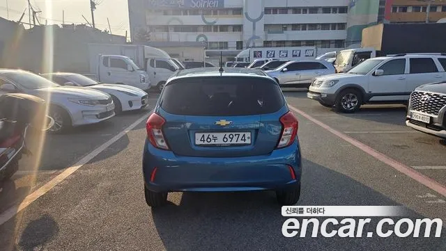 Chevrolet Spark 2018 thumb 9